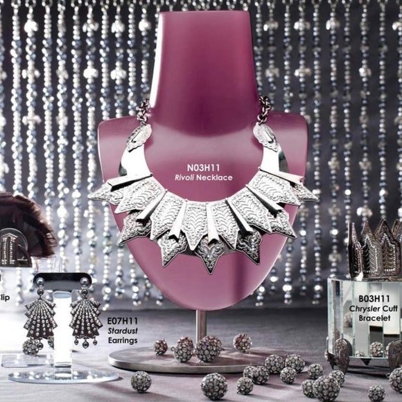 Pantages magic mirror Tarina Tarantino earrings - Picture 13 of 14